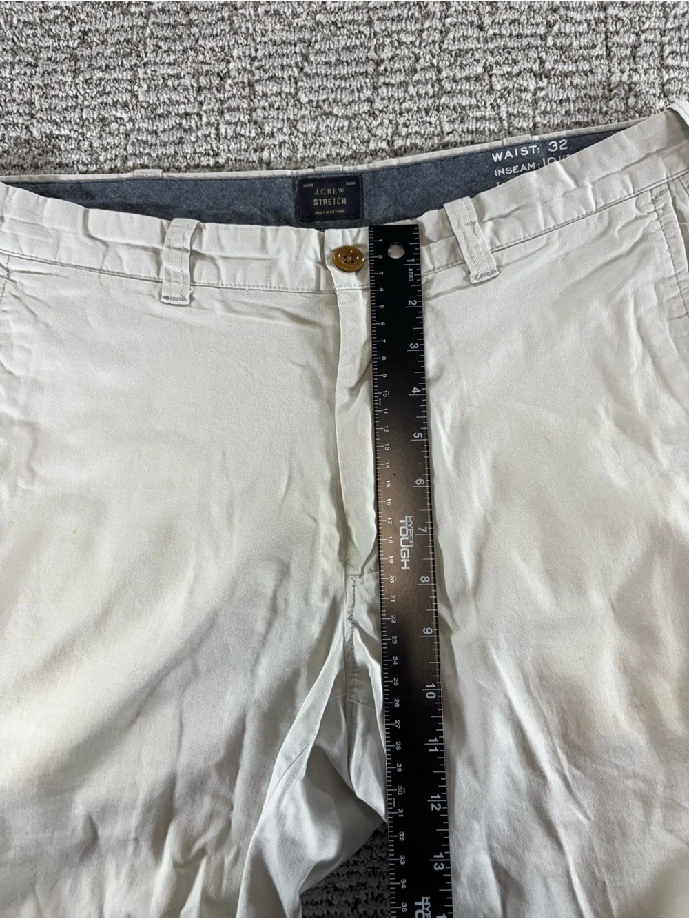 J. Crew Stretch Men’s Size 32‎ Beige 10.5” Chino Shorts